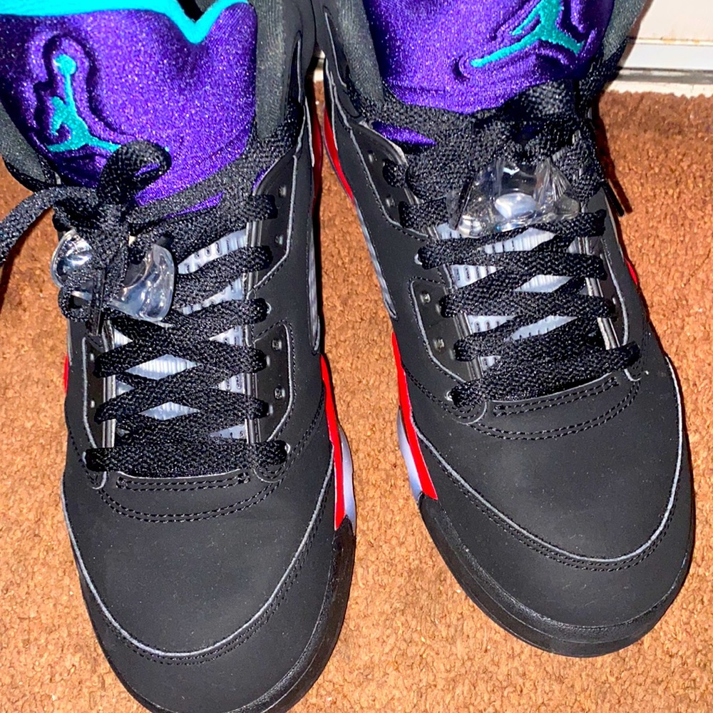 JORDAN 5 TOP 3 IN GOOD CONDITION RARELY USED